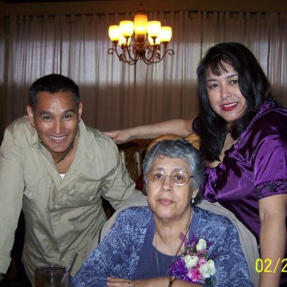 Meet your Posher, Yolanda